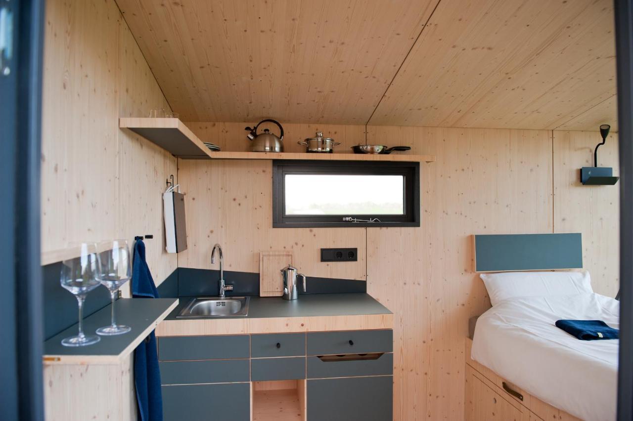 Sleep Space 22 - Green Tiny Village Harlesiel Витмунд Экстерьер фото