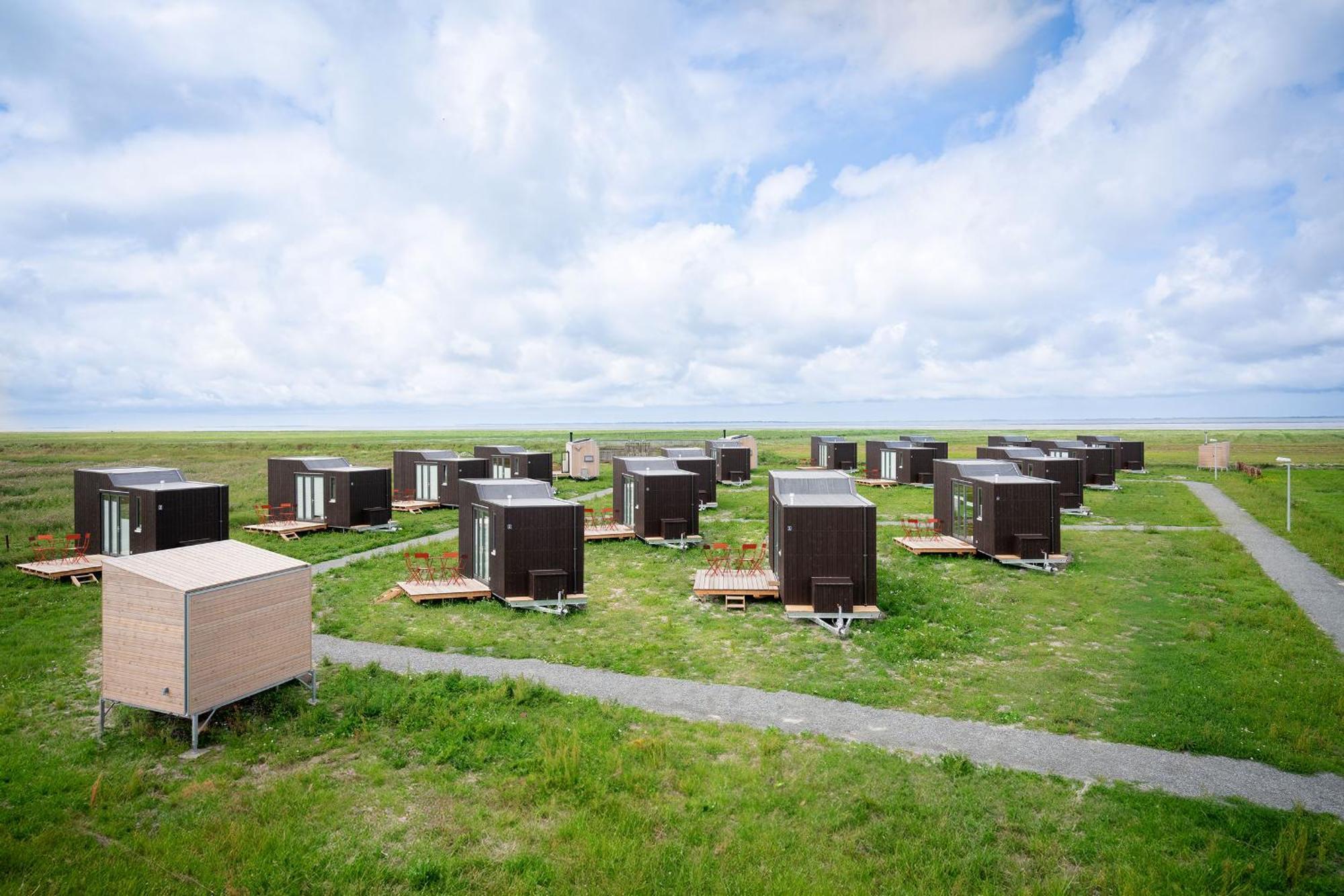 Sleep Space 22 - Green Tiny Village Harlesiel Витмунд Экстерьер фото